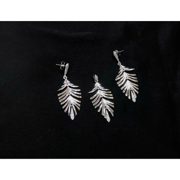 92.5 Sterling Silver Leaf Shape Rodyam Pendant Set... by 