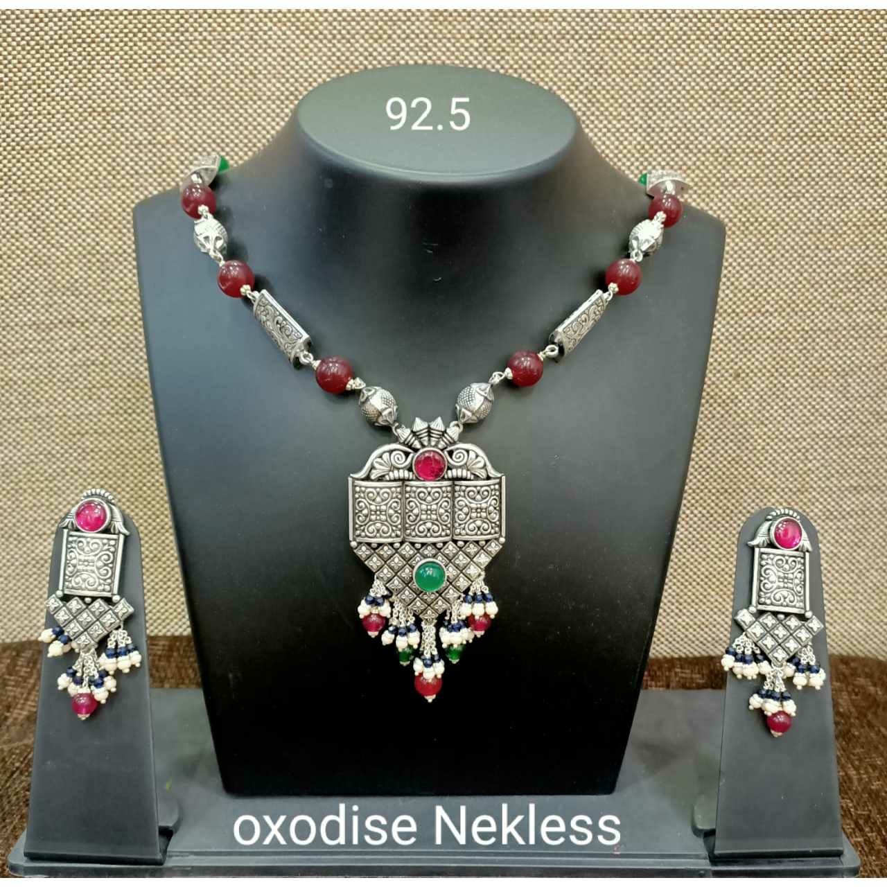 92.5 Sterling Silver Fancy Pis Oxodize Necklace Set Ms-3629