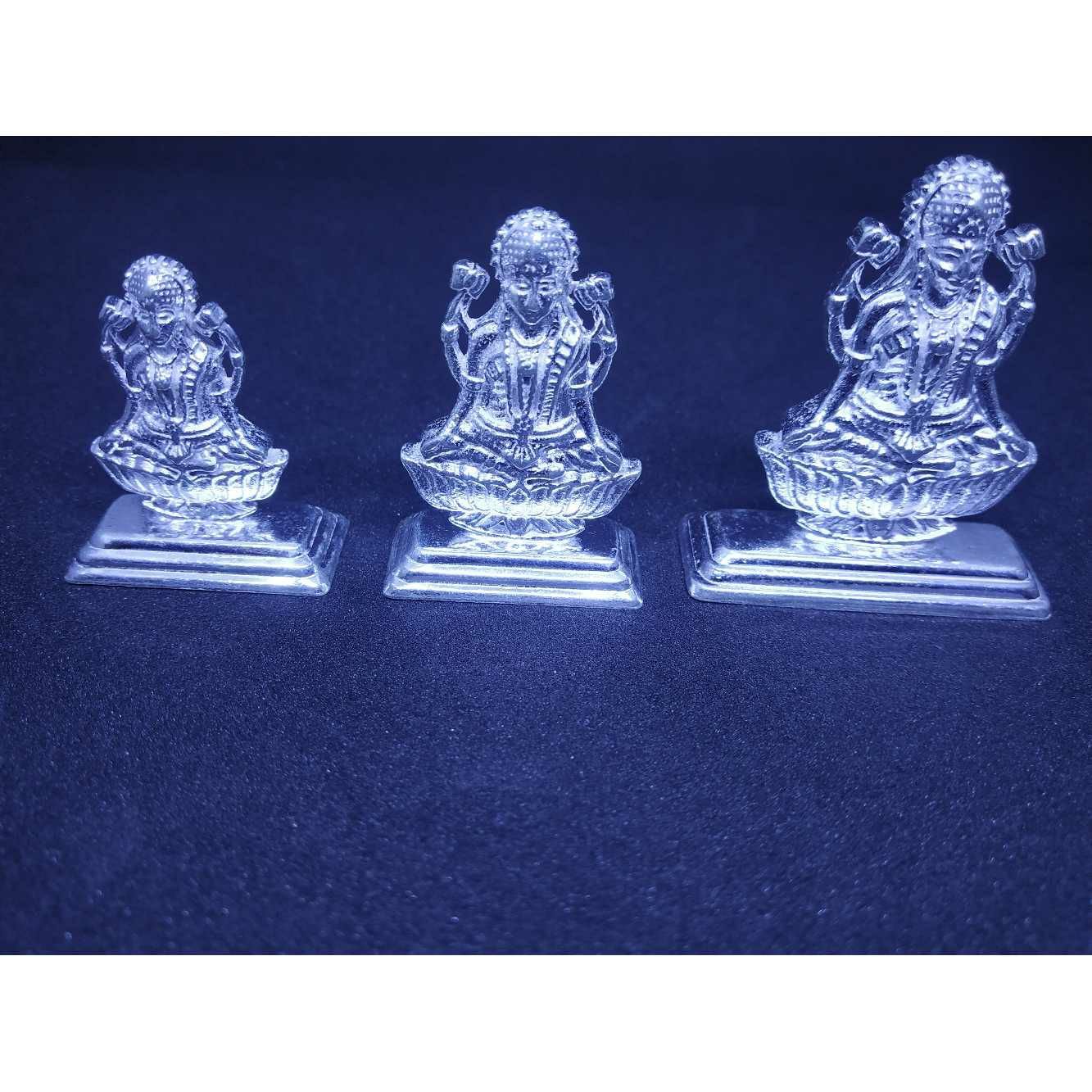 Single Laxmi Heavy-light Weight Traditional Casting Murti(Bhagvan,God)