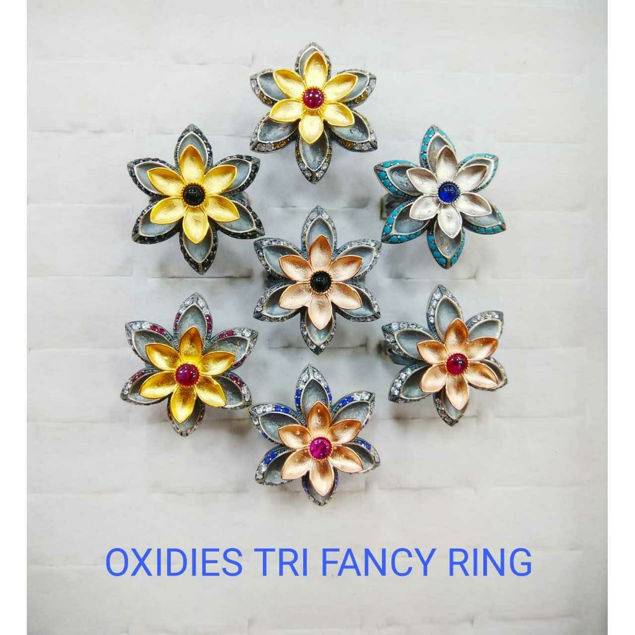 92.5 Sterling Silver Star Dezine Oxodize Tri Fancy Ring Ms-3205